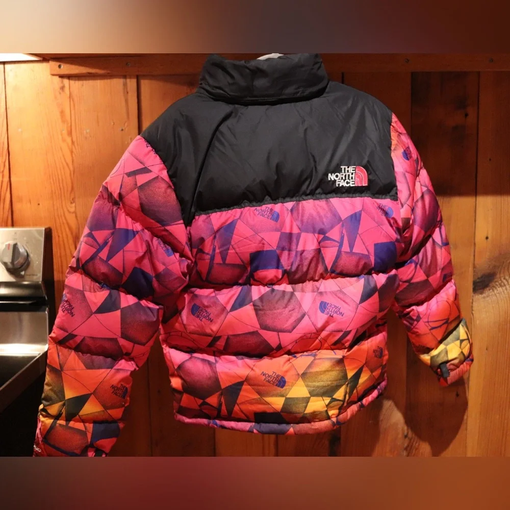 The North Face Retro Nuptse Jacket - Picture 2 of 4
